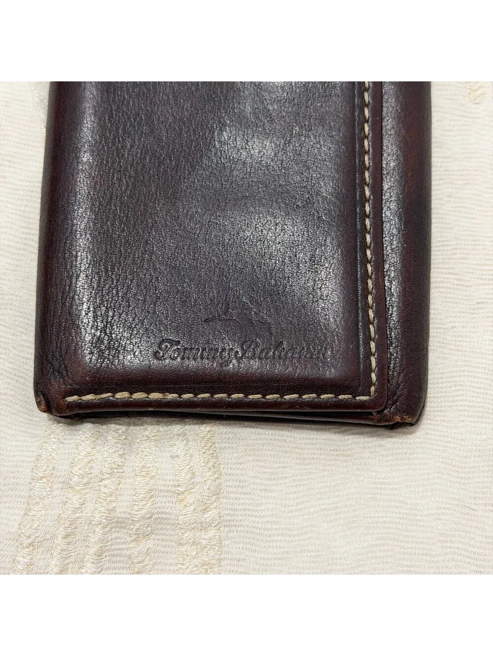Tommy Bahama Brown Genuine Leather Trifold Wallet ID Window Card Holder Mens